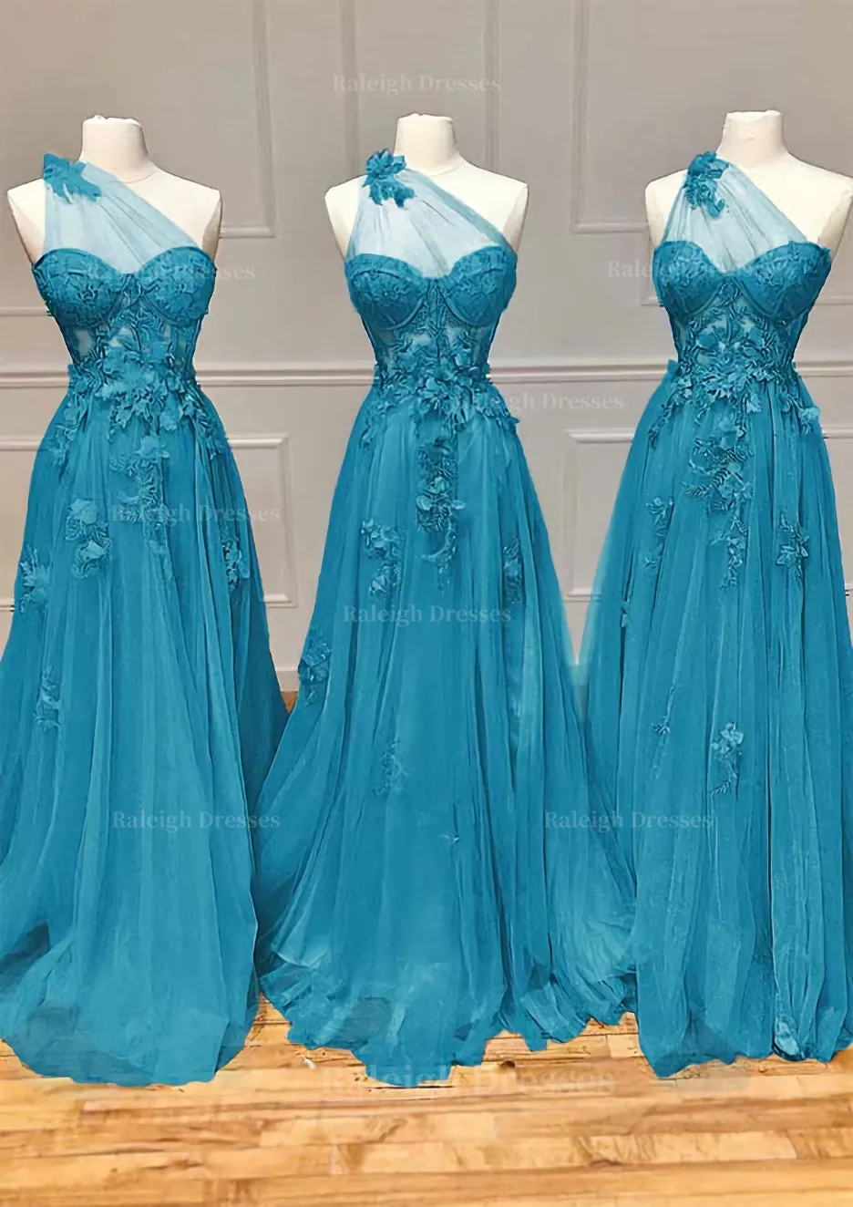 A-line One-Shoulder Sleeveless Long/Floor-Length Tulle Prom Dress with Appliqued Split