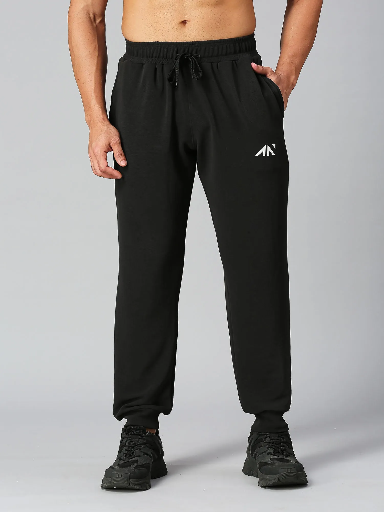 Basic Training Jogger