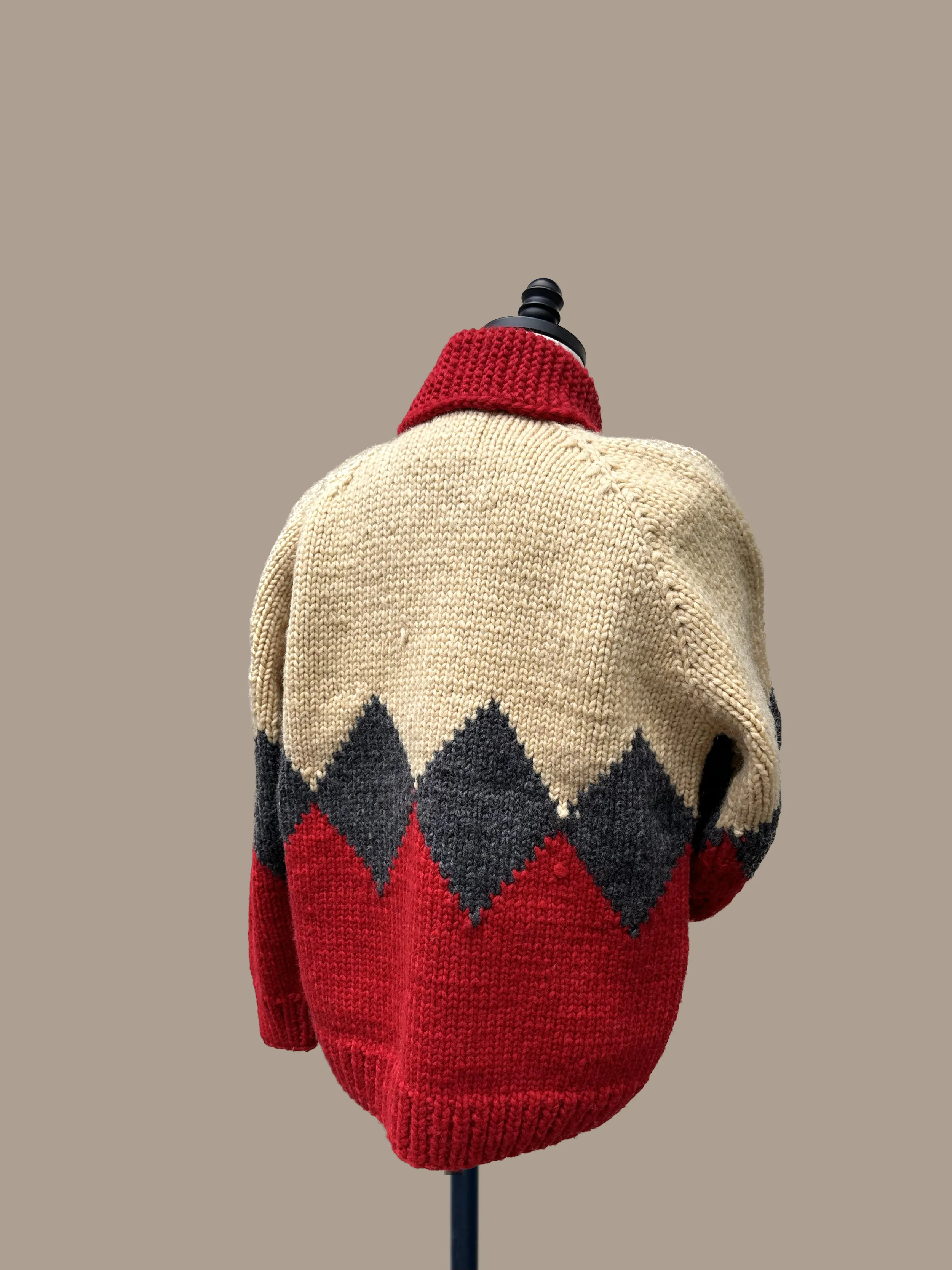 Canadian Knit Sweater - Diamond - Red