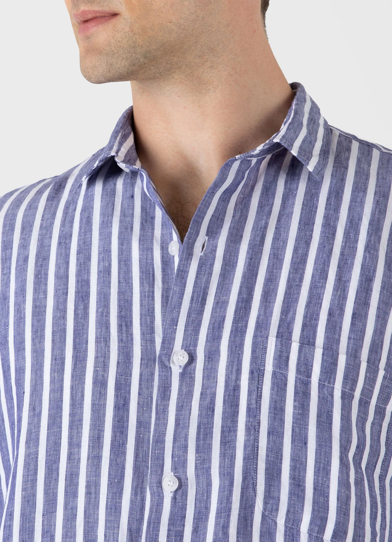 Men's Short Sleeve Linen Shirt in Navy/White