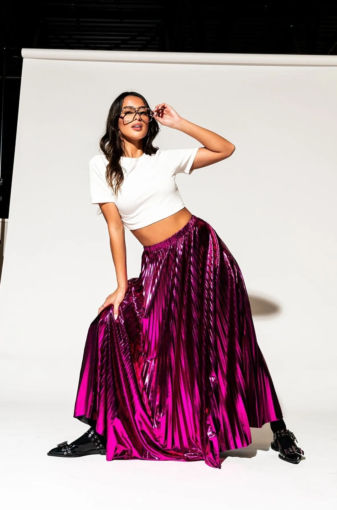 Metallic Pleated Midi Skirt in Cosmic Pink