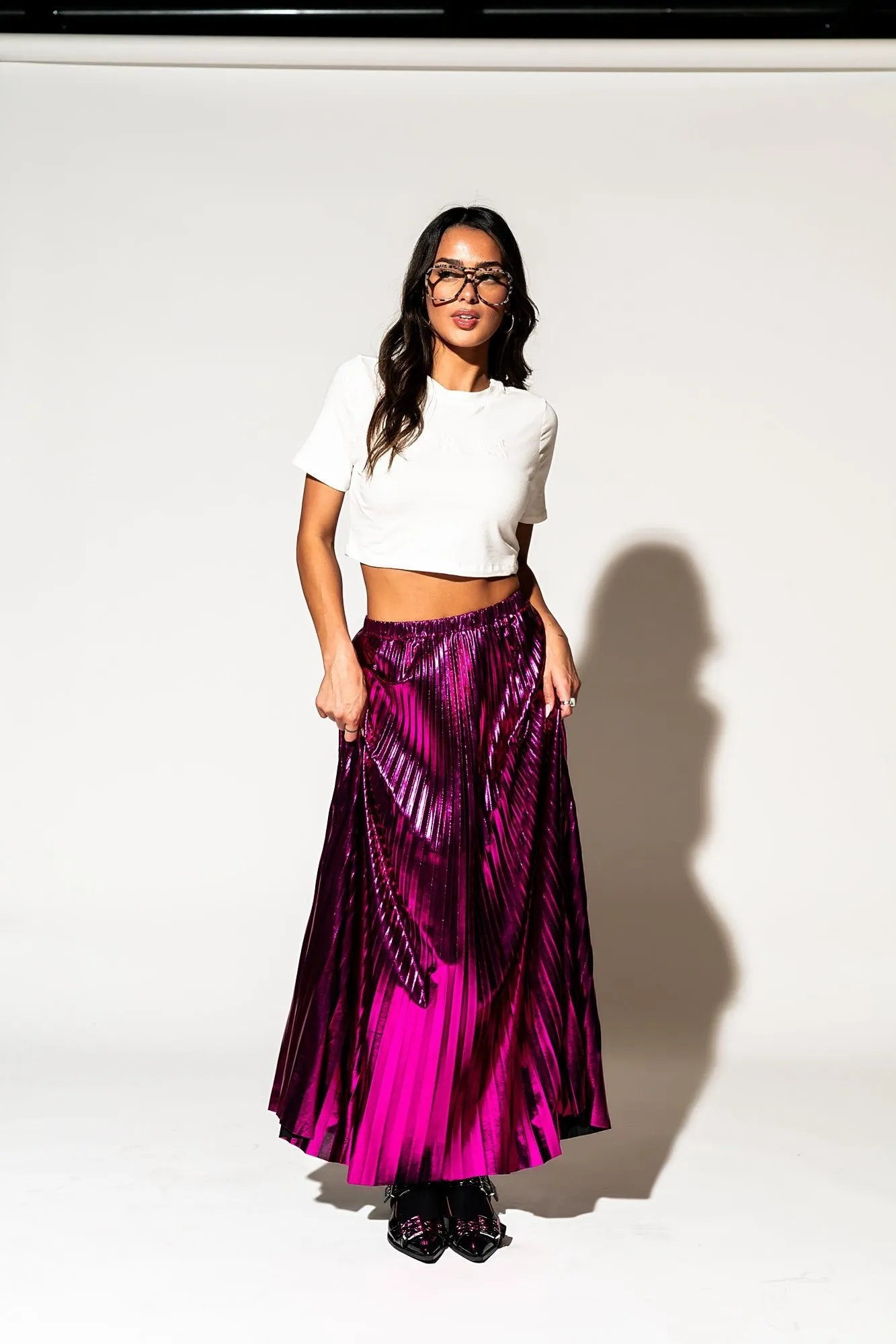 Metallic Pleated Midi Skirt in Cosmic Pink