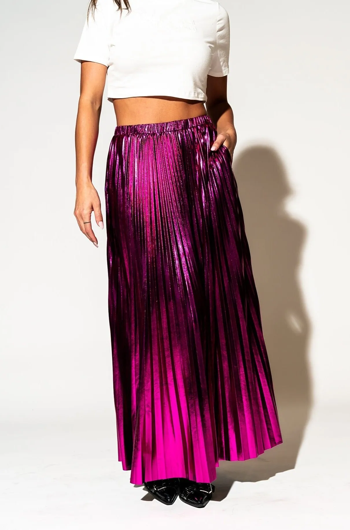 Metallic Pleated Midi Skirt in Cosmic Pink