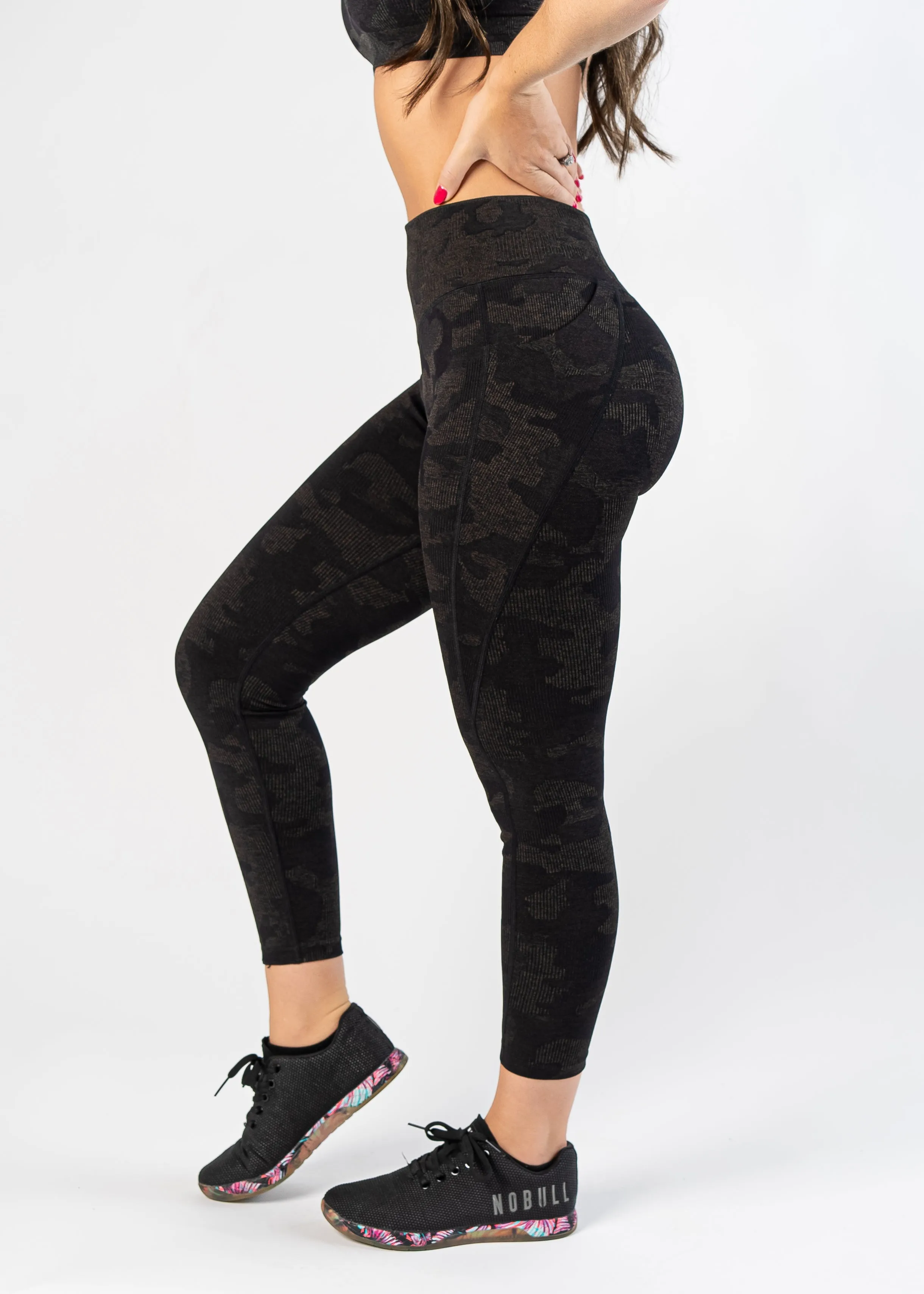 Seamless High Waist Leggings With Pockets | Black Camo