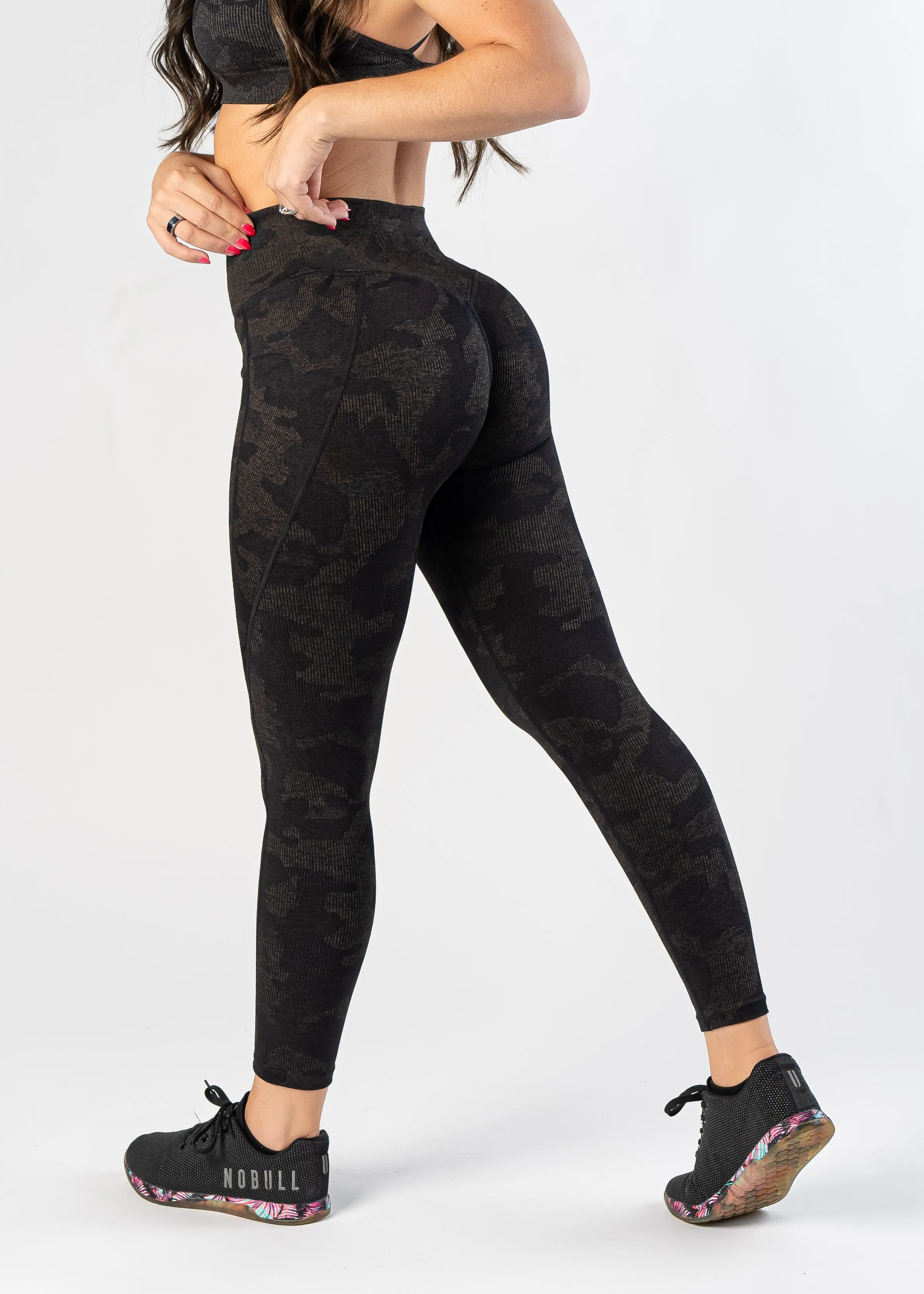 Seamless High Waist Leggings With Pockets | Black Camo