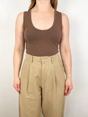 Uri Low Cut Tank in Chocolate